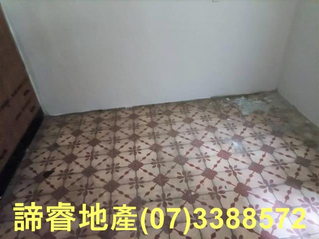 高雄楠梓透天-6