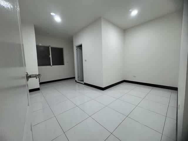 台中大里透天-10