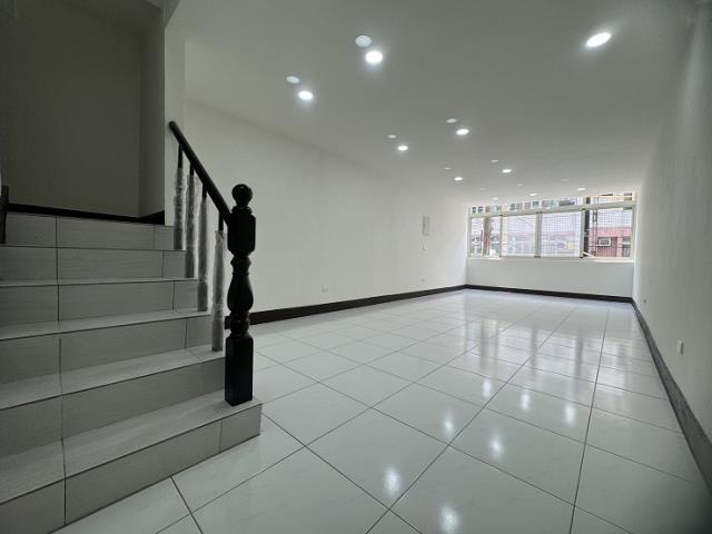 台中大里透天-11