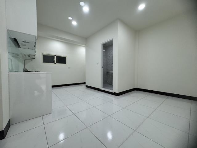 台中大里透天-13