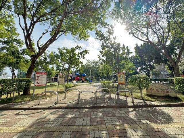 台中西屯透天-5