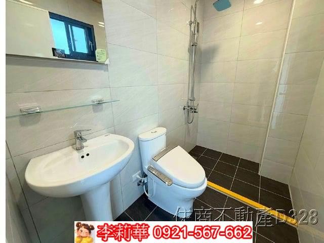 台南安平透天-11