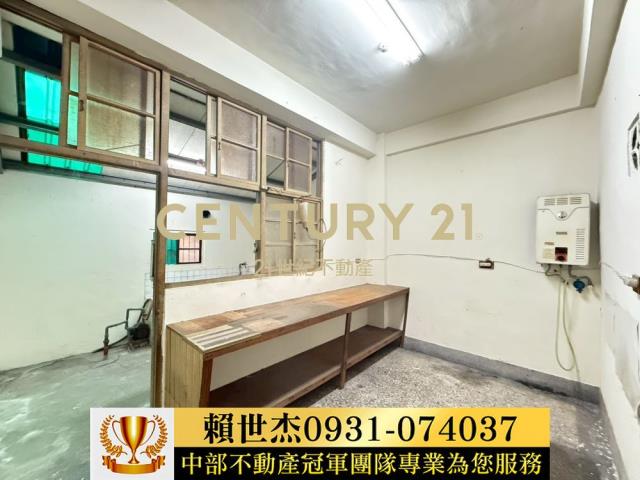 台中霧峰透天-11