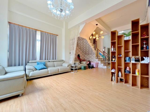 台中沙鹿透天-1