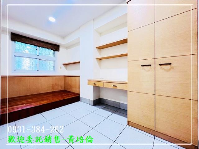 H。蝸牛居黃培倫