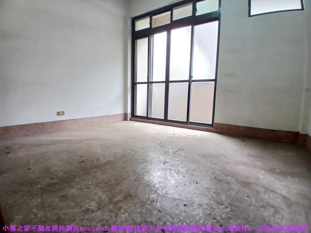 台中西區透天-10