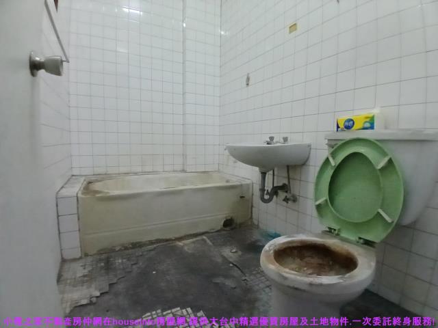 台中西區透天-8