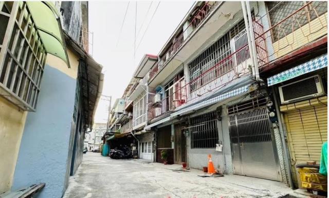 高雄鼓山透天-14