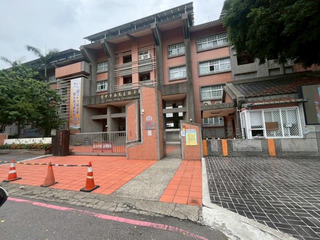 台中南屯透天-5