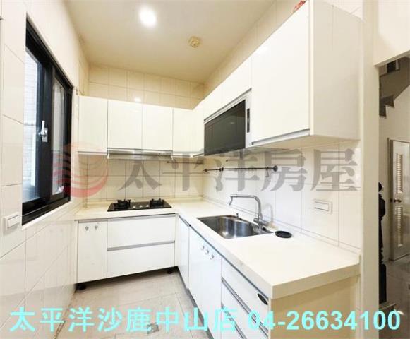 台中沙鹿透天-7