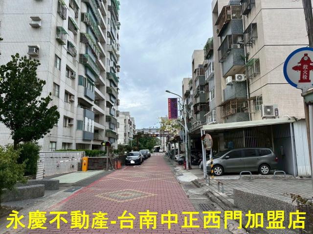 台南南區透天-14