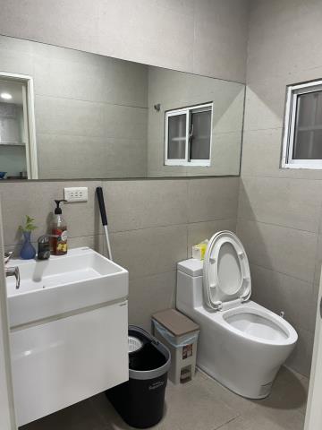 台中西區透天-13