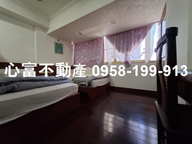 高雄新興區大樓-1