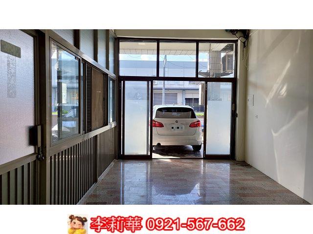 台南新市店面-4