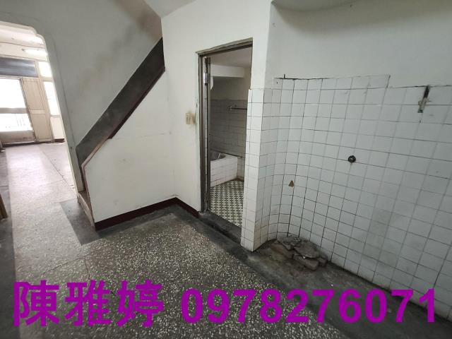 高雄苓雅透天-4