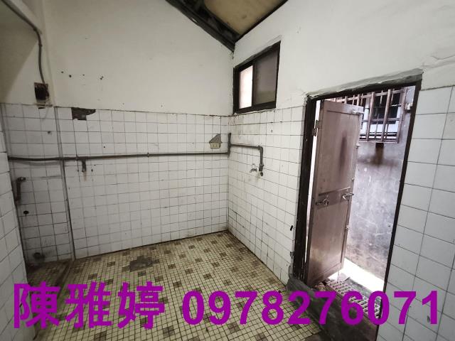 高雄苓雅透天-8