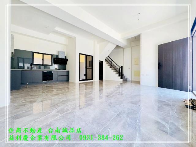 海佃質感面寬電梯雙車