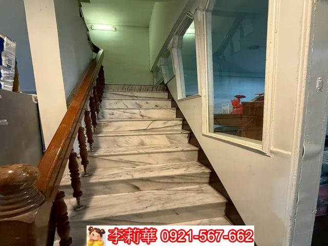 台南安平透天-8