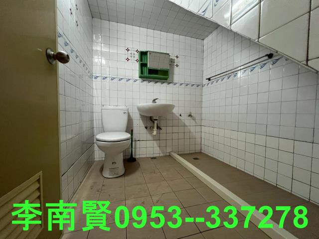 台南東區透天-10