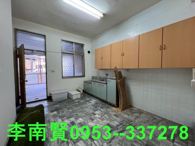 台南東區透天-5