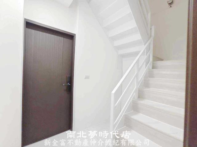 台南東區透天-10