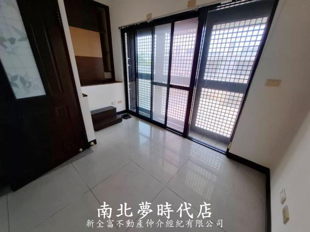 台南東區透天-9