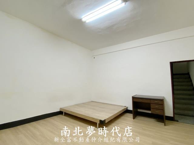 台南安南透天-8