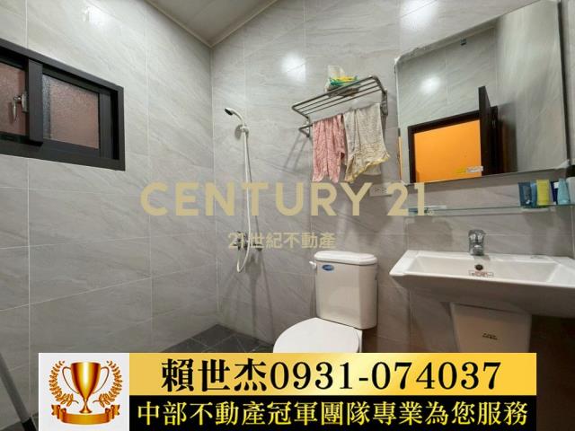 台中霧峰透天-8