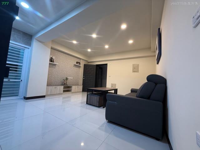 高雄新興區大樓-2