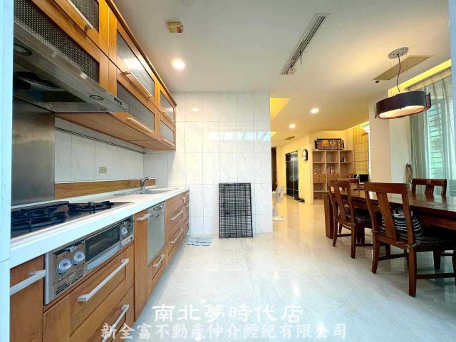 台南南區透天-8